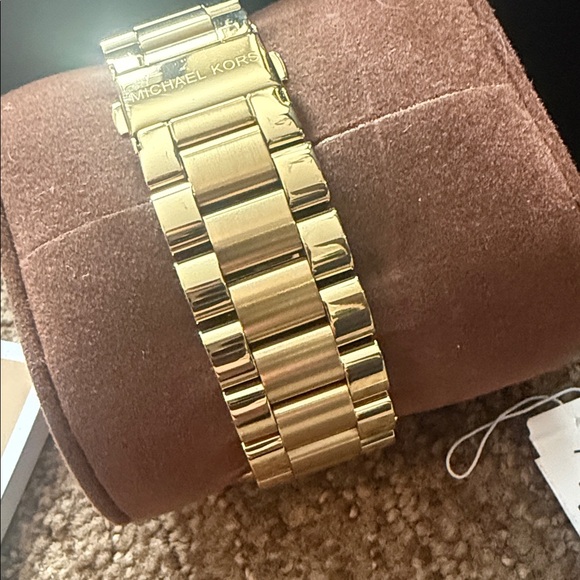 Michael Kors Gold Chronograph Watch - Picture 8 of 10